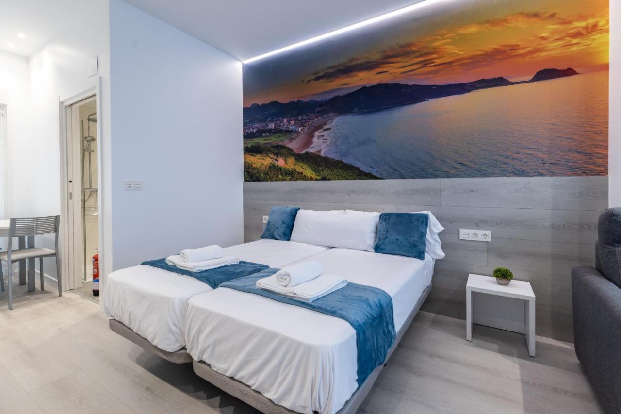 Santa Marina Apartamentuak Zarautz Buitenkant foto