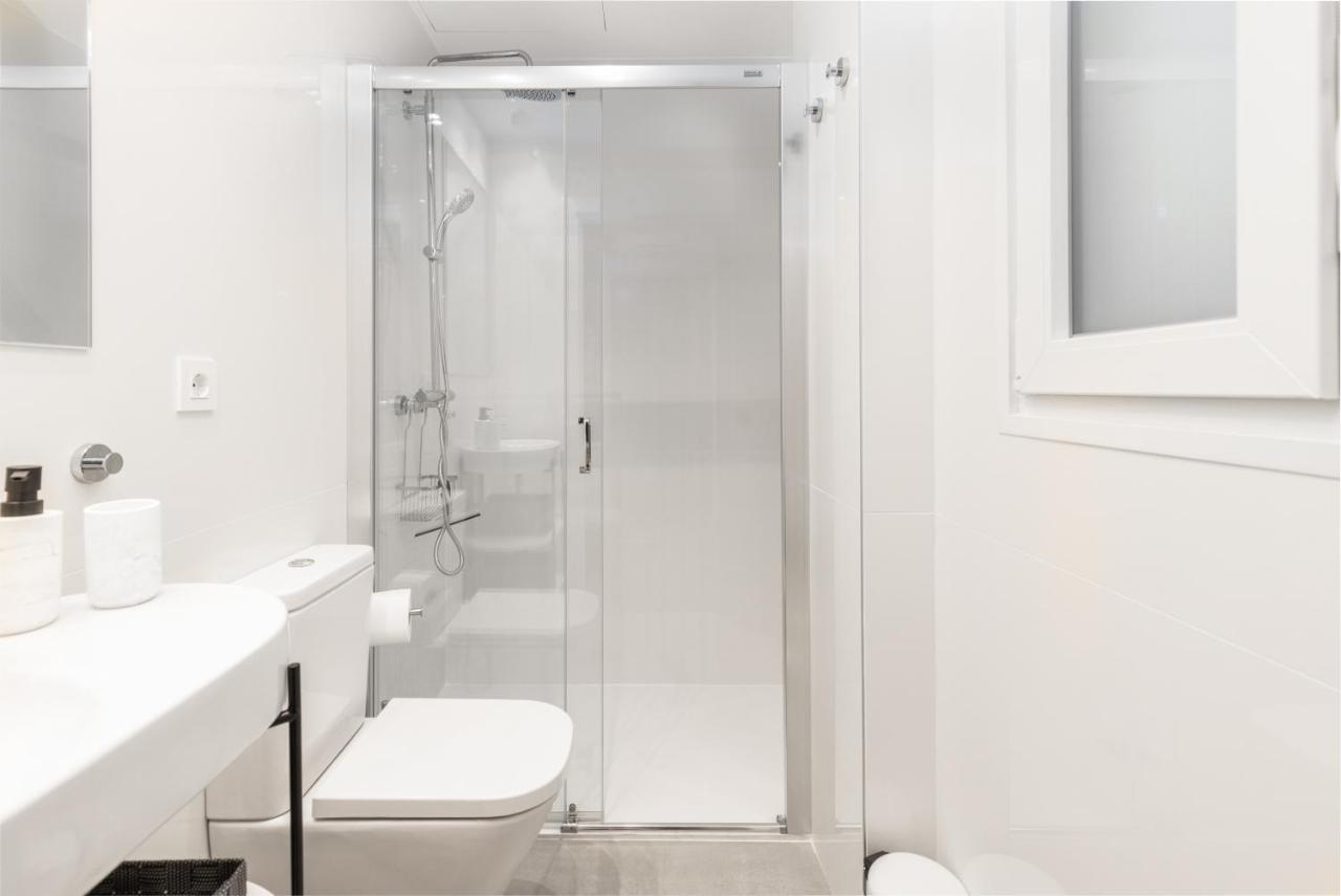 Santa Marina Apartamentuak Zarautz Buitenkant foto